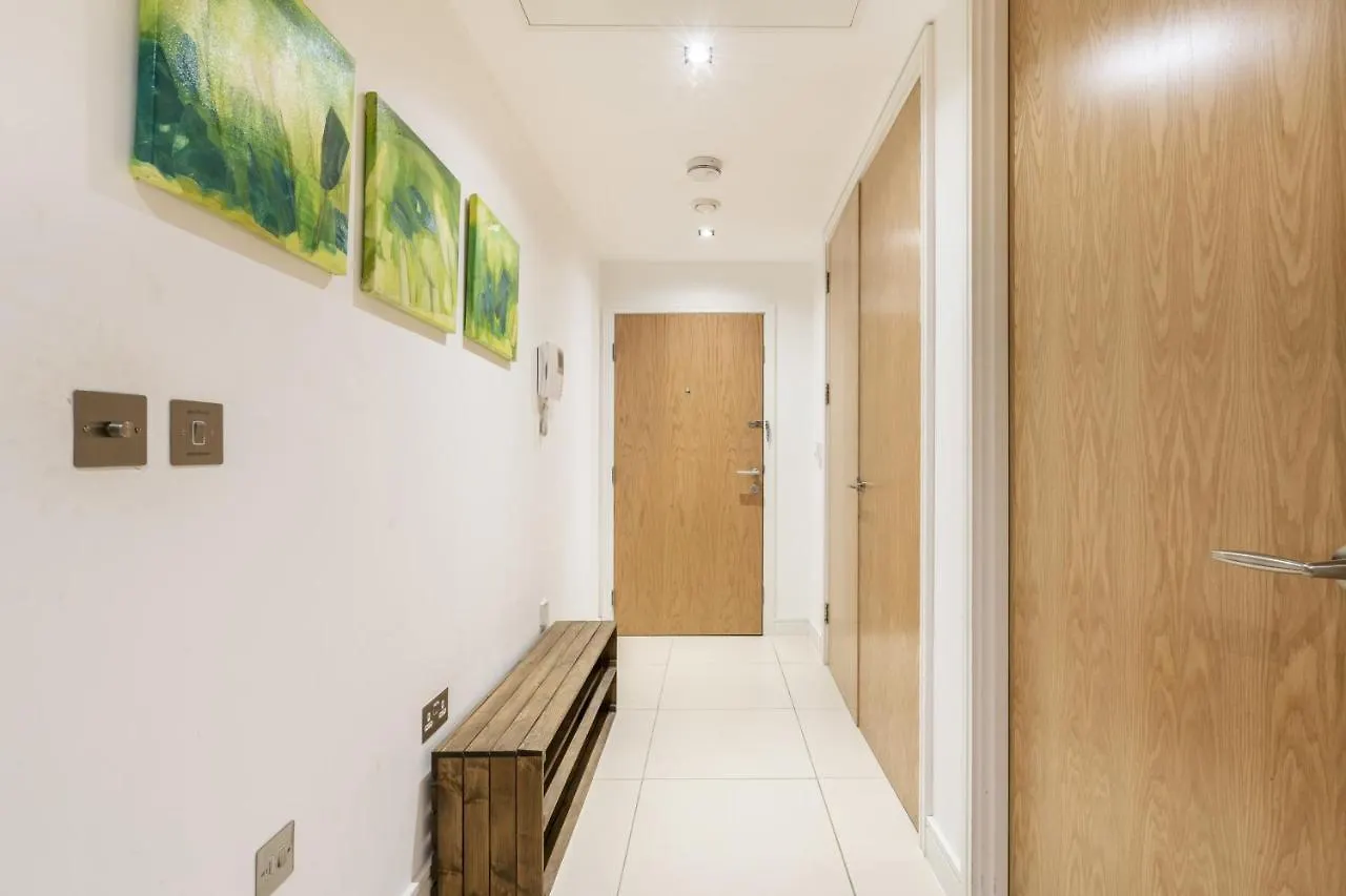 1Br Penthouse Flat In East London Apartment 0*,