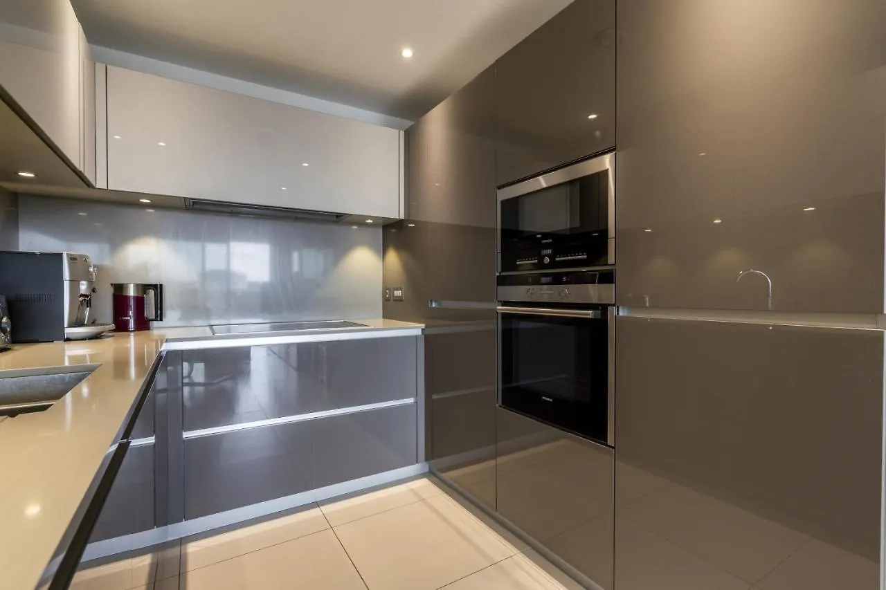 1Br Penthouse Flat In East London Apartment