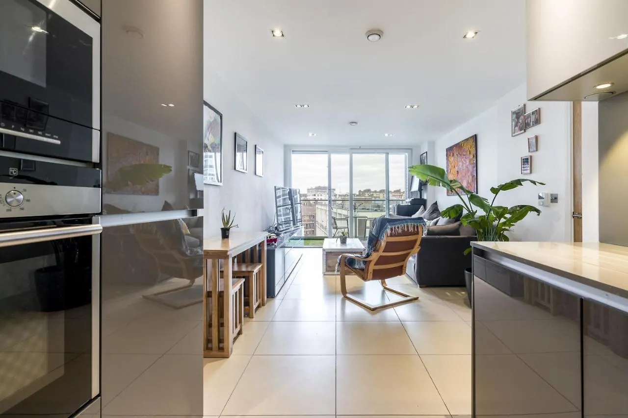 1Br Penthouse Flat In East London Apartment 0*,
